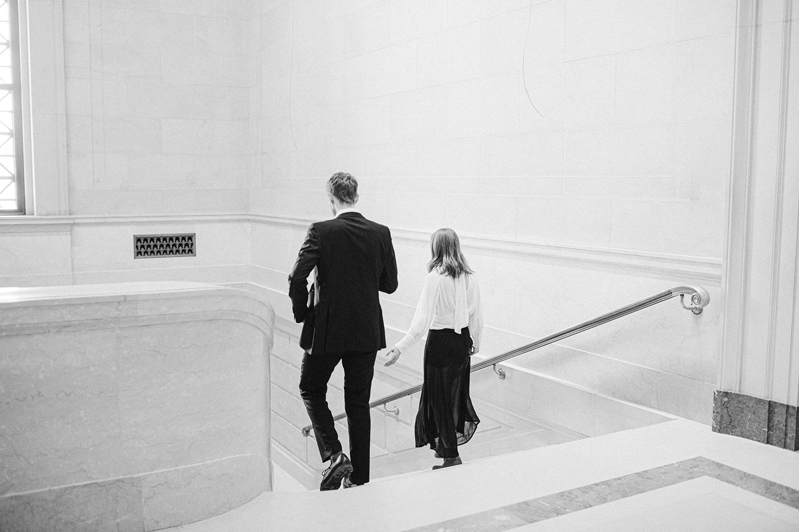chic black and white Washington DC engagement photos at national portrait gallery engagement session L Hewitt Photography
